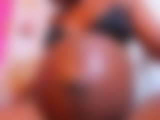 CloeeSaenz's Live Sex Cam Show