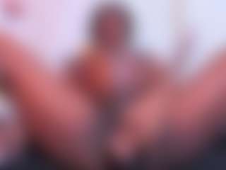 CloeeSaenz's Live Sex Cam Show