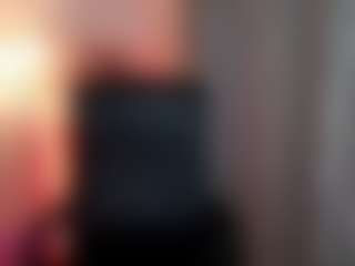 Live cam show with Andy Vander - Average on eurowanks.com
