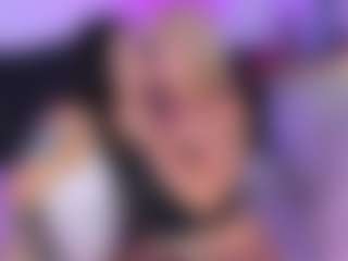 Live cam show with Naomi And Emma - Smoking on livesuperchat.net