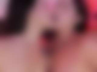 Live cam show with Naomi And Emma - White on StripNow | colombia