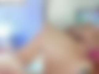 Alexa_clark02