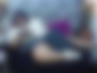 Live cam show with EvelinZaens - Domination on livesuperchat.net