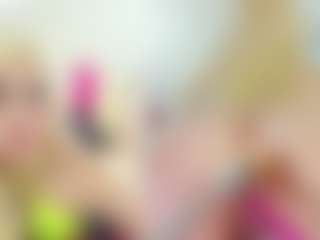 Live cam show with Ashleyrouse7 - Skinny MILF on live.xbliss.ai