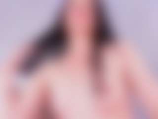 Live cam show with Briana - Camel Toe on livesuperchat.net