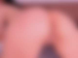Live cam show with Briana - Big Ass on Sweet Sext