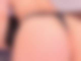 Live cam show with Briana - Roleplay on Camsoda
