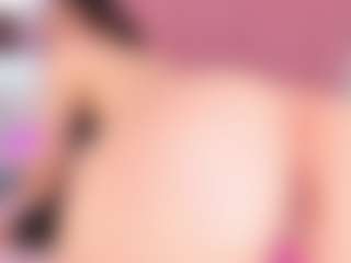 Live cam show with Briana - Roleplay on Camsoda
