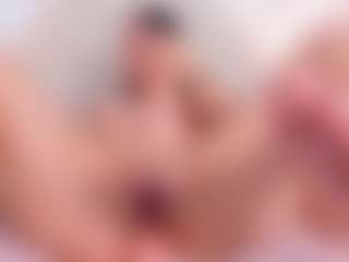 Live cam show with ALAIALESTER - Body Massage on AdultVida.com