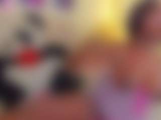 Live cam show with Ananyakay1 - Ebony Petite on Free Soda