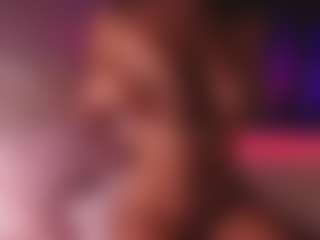 Live cam show with bananili - Shaved Pussy on friskycurves.com