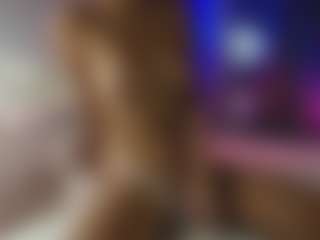 Live cam show with bananili - Skinny MILF on Camsoda