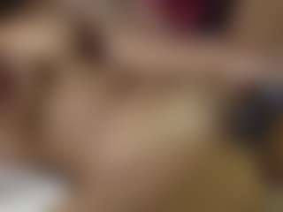 Live cam show with bananili - Spank MILF on StripNow