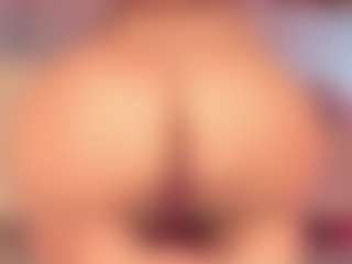 Live cam show with keira18 - Double Penetration on PervPlay.com