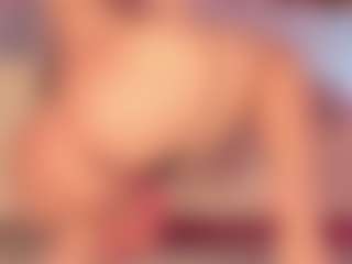 Live cam show with keira18 - Double Penetration on livesexfox.com