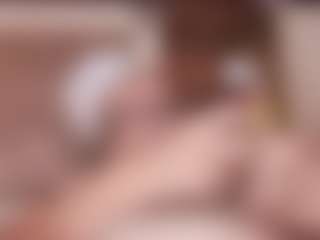 Live cam show with bmyddy - Tease on Dolls Live