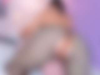 Live cam show with DahianaLincoln - Brown Hair on SpunkLive