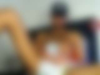 Live cam show with krillynnt - Brown Eyes on Camsoda