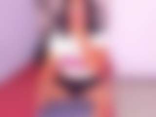 aurora-tziu's Live Sex Cam Show