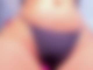 aurora-tziu's Live Sex Cam Show