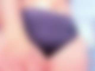 aurora-tziu's Live Sex Cam Show