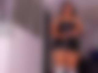 Live cam show with aurora-tziu - Oil on Cam Slut