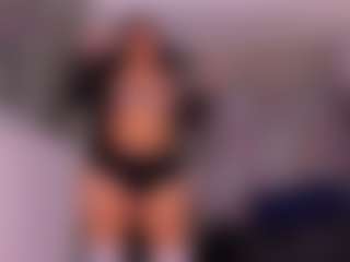 aurora-tziu's Live Sex Cam Show