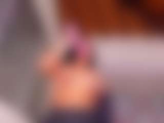 aurora-tziu's Live Sex Cam Show