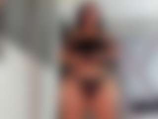aurora-tziu's Live Sex Cam Show