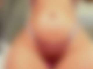 aurora-tziu's Live Sex Cam Show