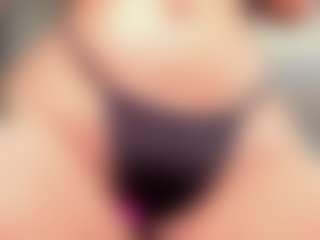 Live cam show with aurora-tziu - Oil on Streamer API