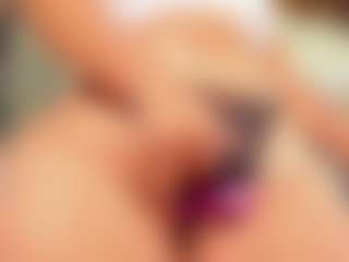 Live cam show with aurora-tziu - Camel Toe on madthumbs