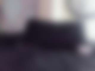 Live cam show with aurora-tziu - Oil on Camsoda