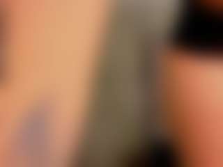 aurora-tziu's Live Sex Cam Show