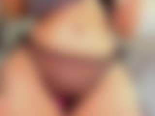 aurora-tziu's Live Sex Cam Show