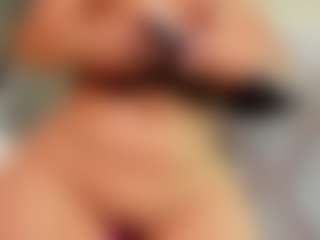 Live cam show with aurora-tziu - Natural on Cam Slut