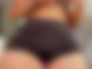 aurora-tziu's Live Sex Cam Show