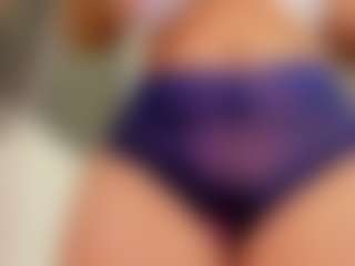 Live cam show with aurora-tziu - Spank on EXY