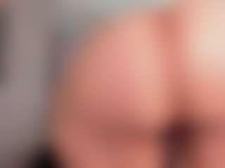 aurora-tziu's Live Sex Cam Show