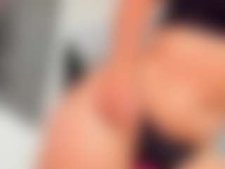 Live cam show with aurora-tziu - Cowgirl on AdultVida.com