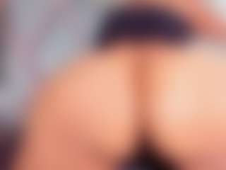 aurora-tziu's Live Sex Cam Show