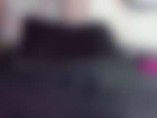 aurora-tziu's Live Sex Cam Show