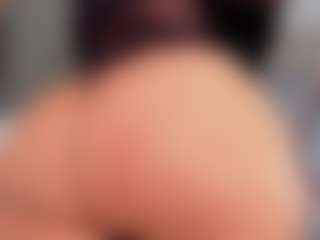 aurora-tziu's Live Sex Cam Show