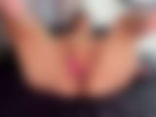 aurora-tziu's Live Sex Cam Show