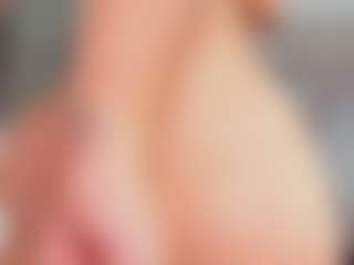 aurora-tziu's Live Sex Cam Show
