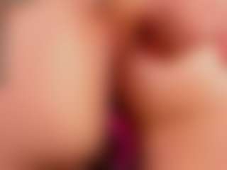 aurora-tziu's Live Sex Cam Show