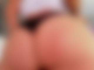 aurora-tziu's Live Sex Cam Show