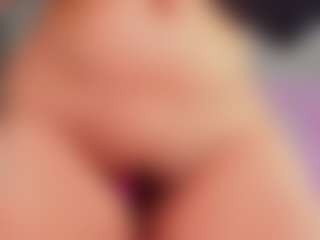 aurora-tziu's Live Sex Cam Show