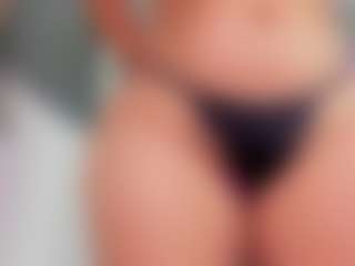 aurora-tziu's Live Sex Cam Show