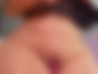 aurora-tziu's Live Sex Cam Show